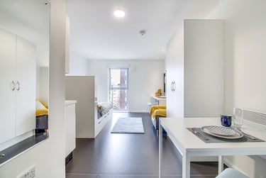 1 bed studio, 291-295 Corporation Street, Aston, Birmingham, B47DP - Image 1